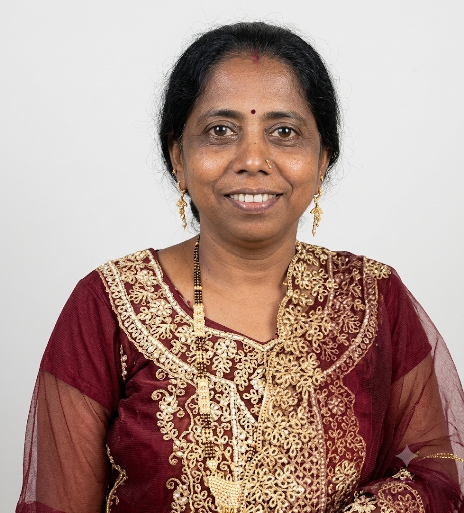 Shakhina Khalil Shaikh - Part time Cook and Baby Sitter in Kandiwali West in Mumbai